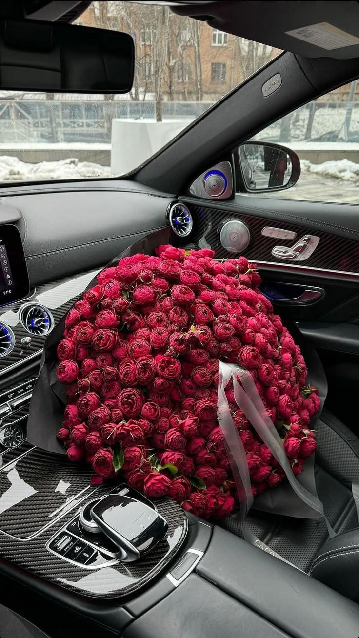 Clear Trail Zone workshop space where corporate flower arrangements are designed and prepared for business delivery